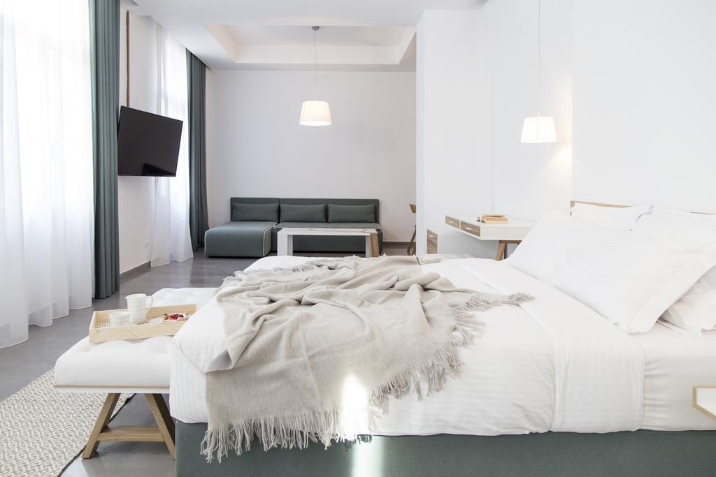 Monogram Hotel Thessaloniki Room photo